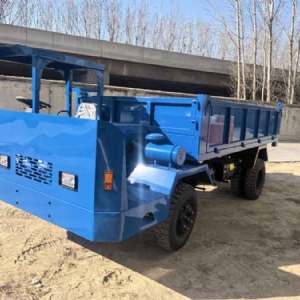 隨車挖運(yùn)輸車